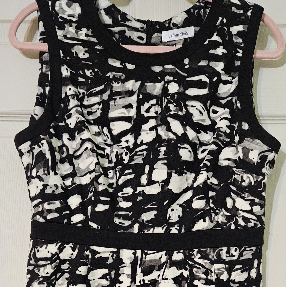 NWT Calvin Klein midi dress size 10
